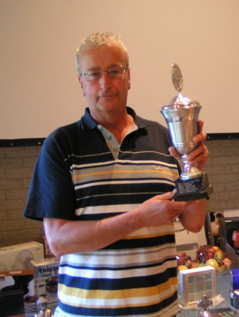 Fred wint definitief de beker.